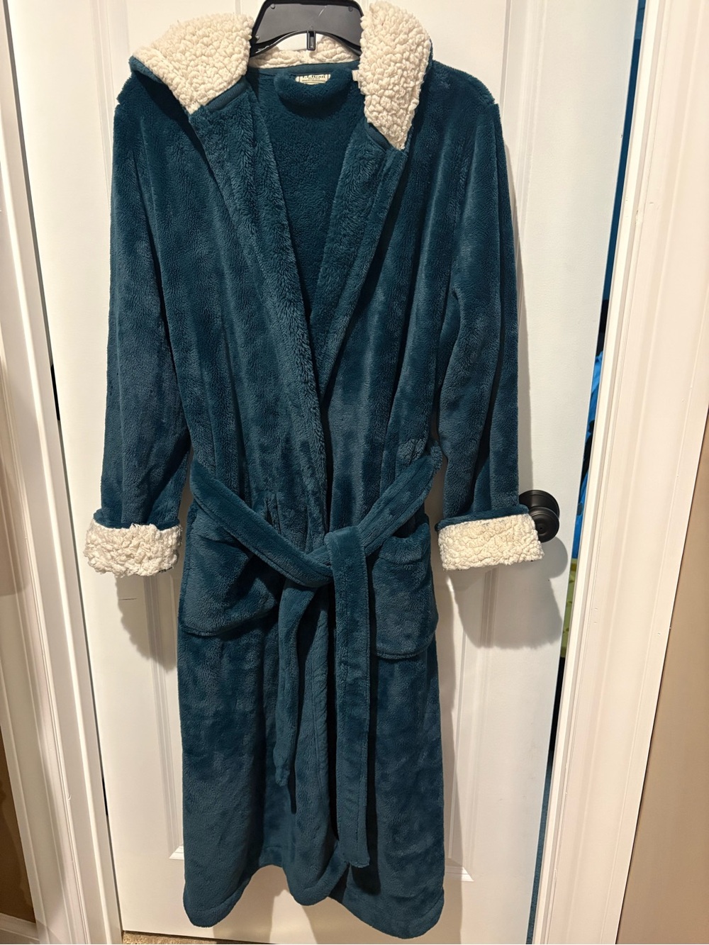 LL BEAN soft cozy plush hooded teal blue robe sherpa fleece trim pockets